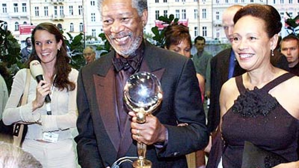 Morgan Freeman v zajetí novinářů