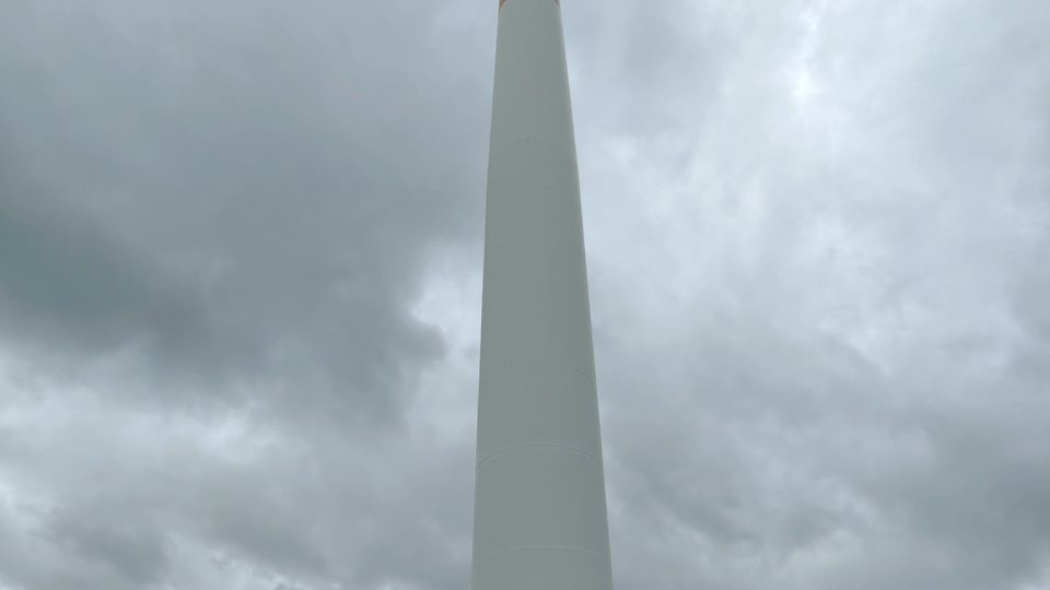 Větrná elektrárna v Horním Částkově na Sokolovsku