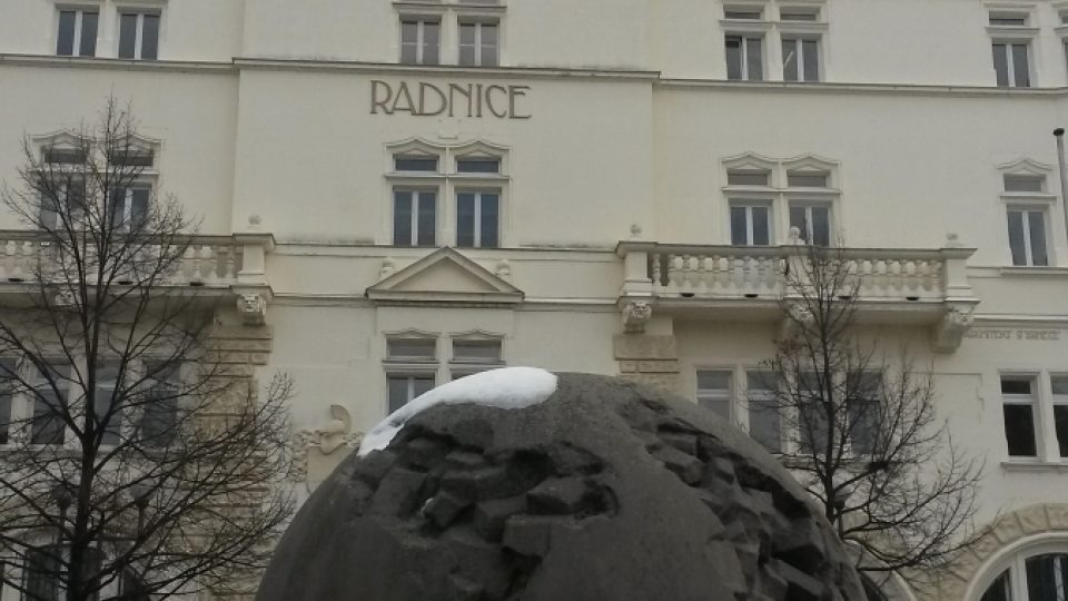 Model Slunce s radnicí