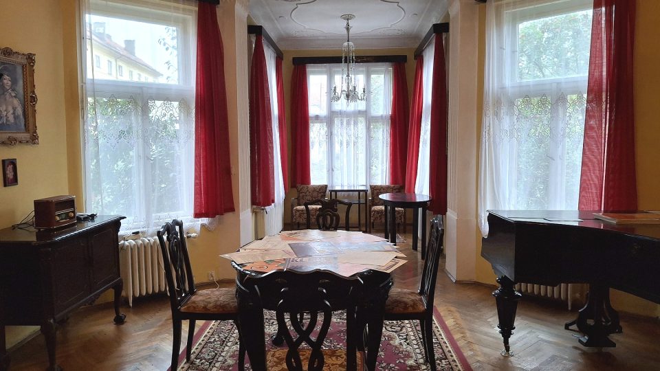 Společenský salón Kendeho vily