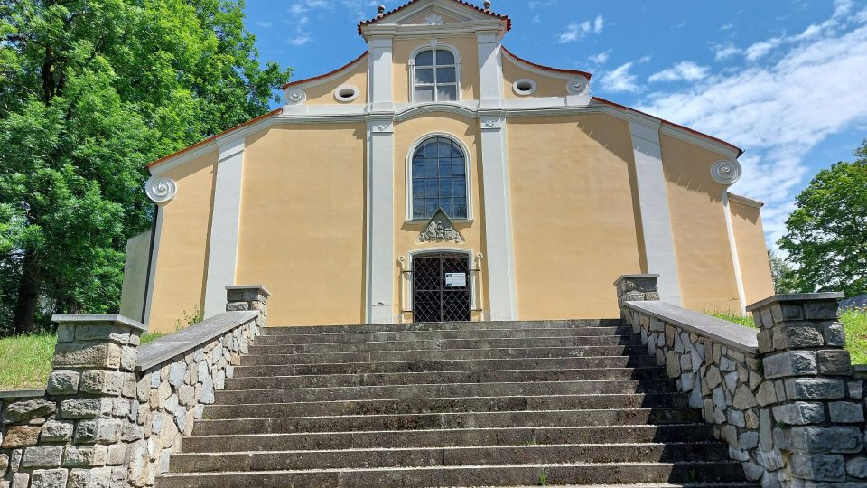 Kostel Nejsvětější Trojice na vrchu Křemešníku