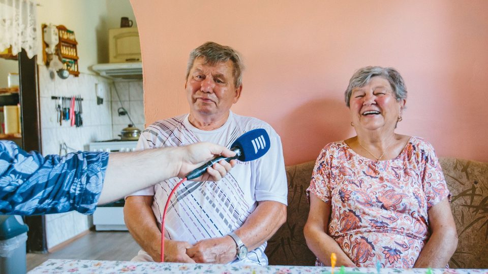 Ladislav a Anežka Jeřábkovi při natáčení | foto: Jana Volková Ladislav a Anežka Jeřábkovi při natáčení