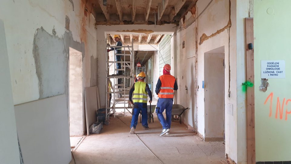 Rekonstrukce onkologického oddělení v Krajské nemocnici v Chebu | foto: Andrea Strohmaierová, Český rozhlas Rekonstrukce onkologického oddělení v Krajské nemocnici v Chebu