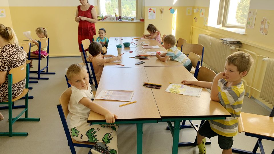 Mateřské centrum v Karlových Varech bude mít od září nové zázemí v budově bývalých jeslí v Mozartově ulici v Horních Drahovicích