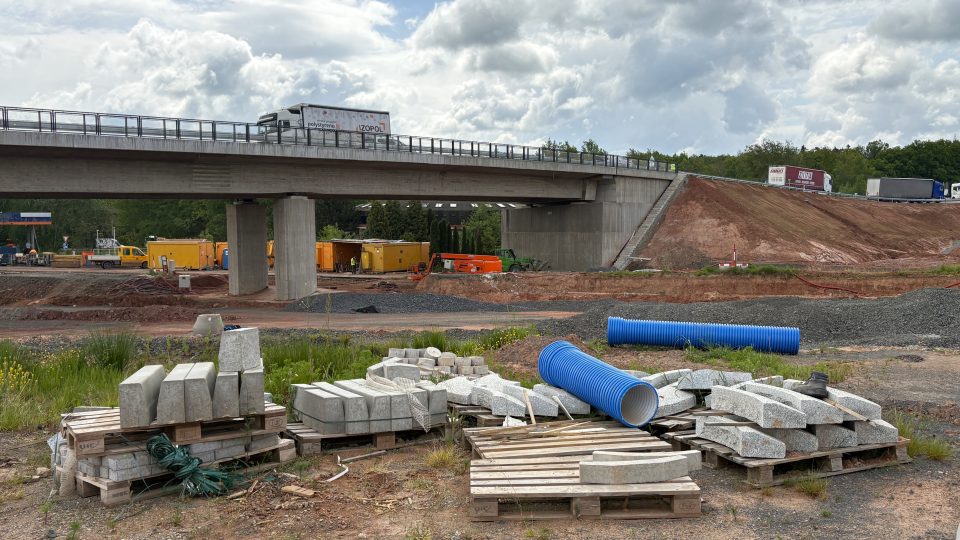 MÚK Jesenice – uzel D6/I/27