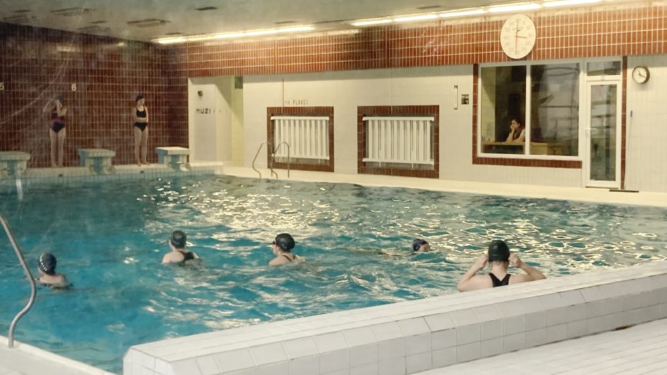 Plavecký bazén v Domově mládeže v Karlových Varech