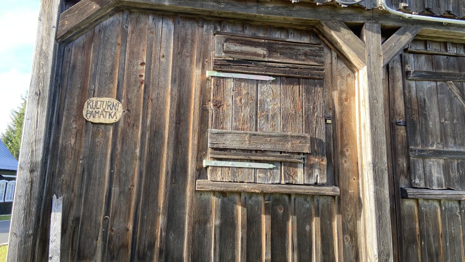 Původní krušnohorský záchod udělal z domu kulturní památku