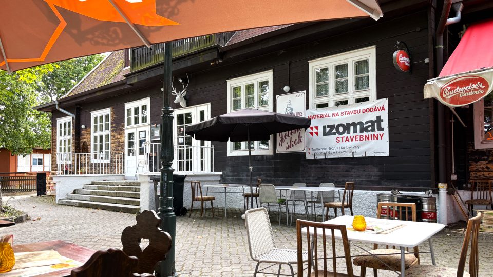 Výletní restaurace a kavárna Jelení skok v Karlových Varech