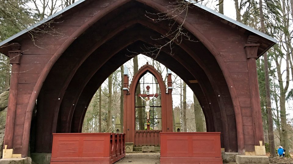 Lesní kaple v zámeckém parku