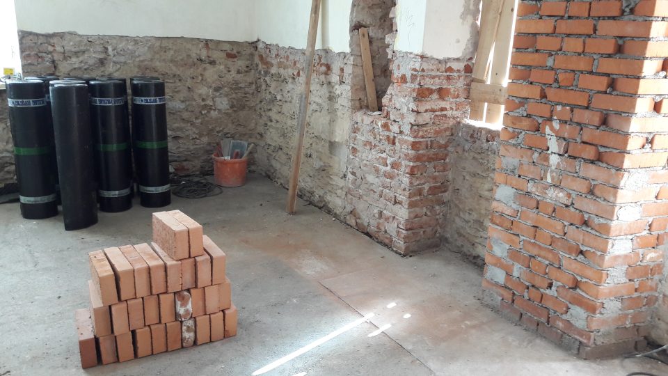 Tady vzniknou v budoucnu malometrážní městské byty | foto: Ivana Sedláčková, Český rozhlas, Český rozhlas Tady vzniknou v budoucnu malometrážní městské byty