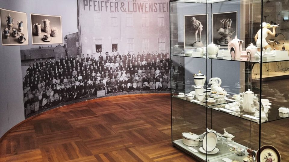 Výstava Národního technického muzea s názvem Zapomenutá krása zapomenuté porcelánky