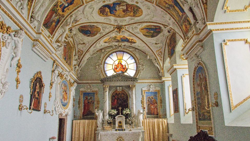 Zákupská kaple, kde se konala svatba následníka trůnu | foto: Jaroslav Hoření, Český rozhlas Zákupská kaple, kde se konala svatba následníka trůnu