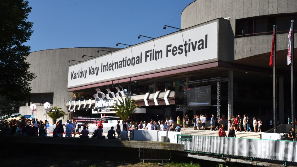 54. Mezinárodní festival Karlovy Vary