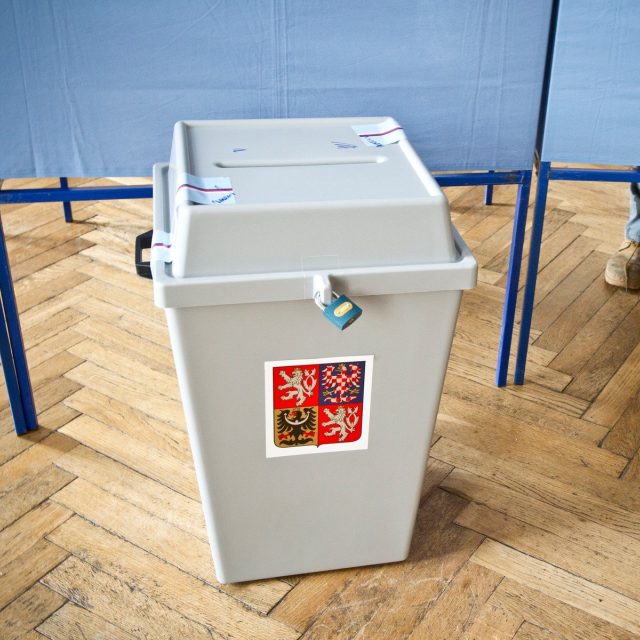 Volební urna | foto: Profimedia