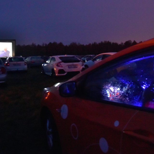 Autokino Karlovy Vary | foto: Slavomír Kubeš,  ČTK