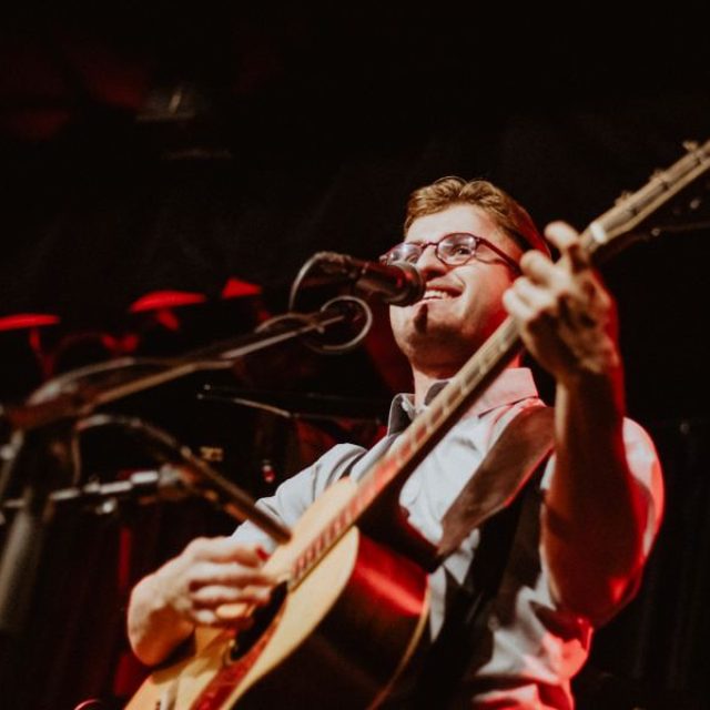 Šoumen,  muzikant,  zpěvák a písničkář Michal Horák | foto: archiv Michala Horáka