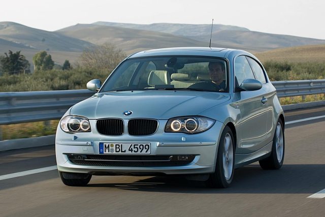 BMW 1 v třídveřové verzi se začalo prodávat až v roce 2007 | foto:  BMW