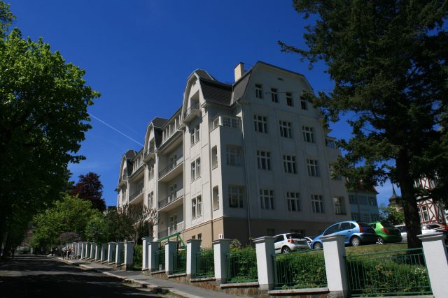 Střední zdravotnická škola a vyšší odborná škola zdravotnická Karlovy Vary | foto: Střední zdravotnická škola Karlovy Vary