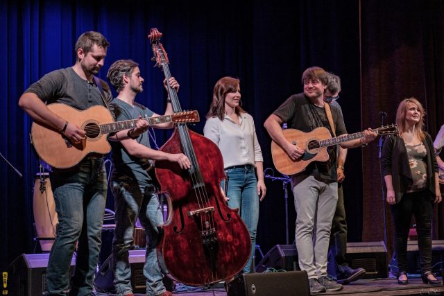 Folkovou skupinu Marien drží pohromadě rodinné a kamarádské vazby | foto: archiv skupiny Marien
